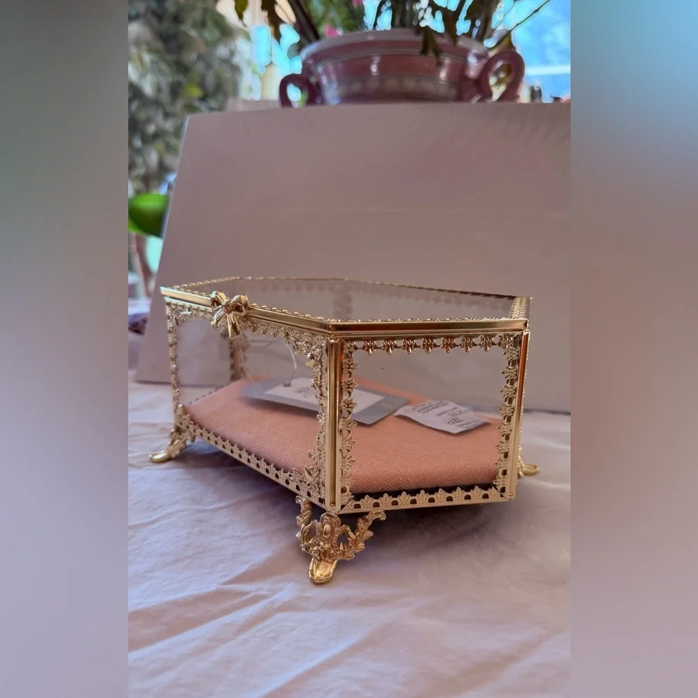 Elegant Gold Glass Jewelry Box antique style